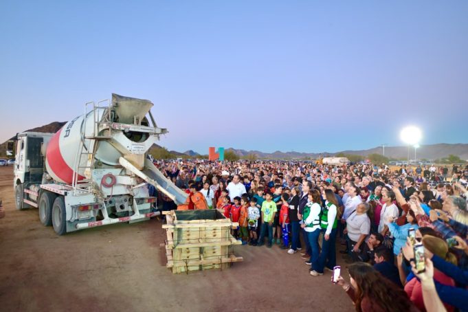 El alcalde de Hermosillo, Antonio "Toño" Astiazarán, puso en marcha la primera etapa del Cárcamo Norte, unidad deportiva que beneficiará directamente a más de 8 mil vecinos.