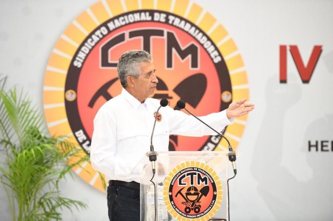 El dirigente de la CTM Sonora, Javier Villarreal, informó que entre febrero y marzo del 2026 se llevará a cabo el reclutamiento nacional de médicos especialistas.