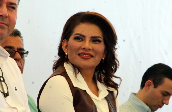 La senadora por Sonora, Lorenia Valles, resaltó que el primer periodo del segundo año de la LXVI Legislatura fue intenso.