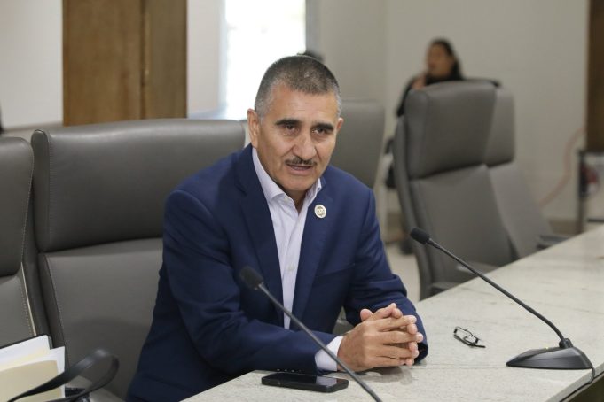 Oscar Ortiz Arvayo informó que la aplicación de la “Ley Silla” entrará en vigor en la entidad a partir del próximo 14 de diciembre.