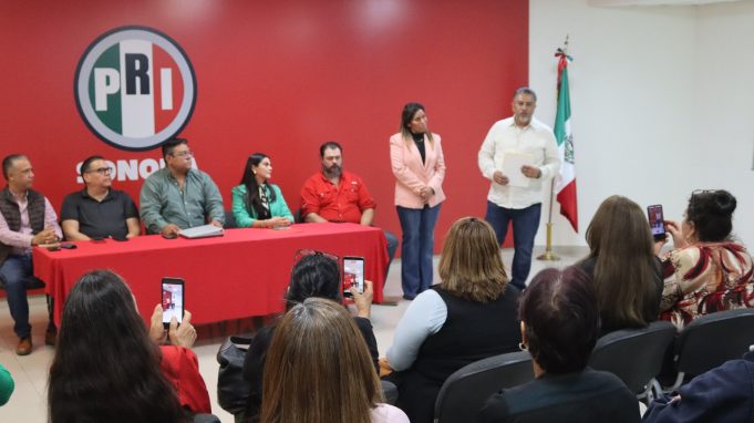 El PRI Hermosillo renueva sus filas con nuevos dirigentes.