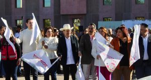 Da Alfonso Durazo banderazo de salida al operativo navideño 2025 El gobernador Alfonso Durazo dio el banderazo de arranque del Operativo Navideño 2025.