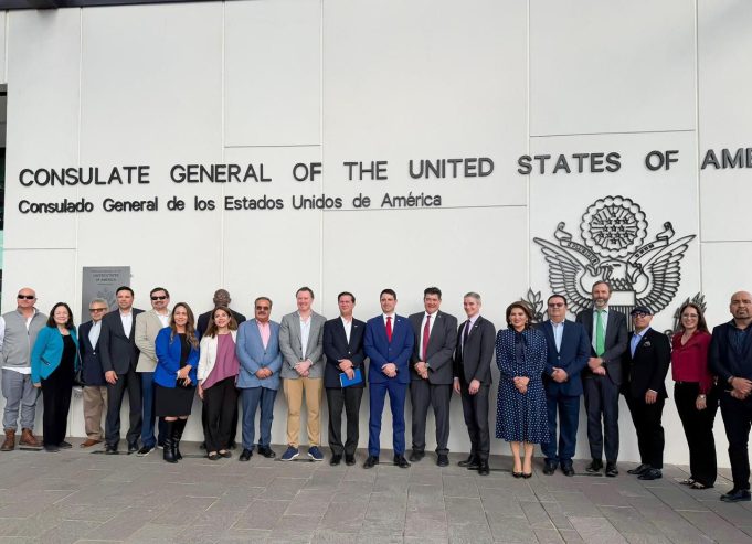 a senadora Lorenia Valles aseguró que el diálogo y la cooperación deben ser la base de la relación entre México y Estados Unidos.