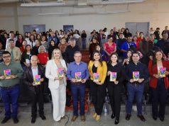 Omar Del Valle impulsa cultura de paz con documental El diputado Omar Del Valle Colosio participó en la presentación del tráiler documental “Vitrales, la historia de Cinthya”.