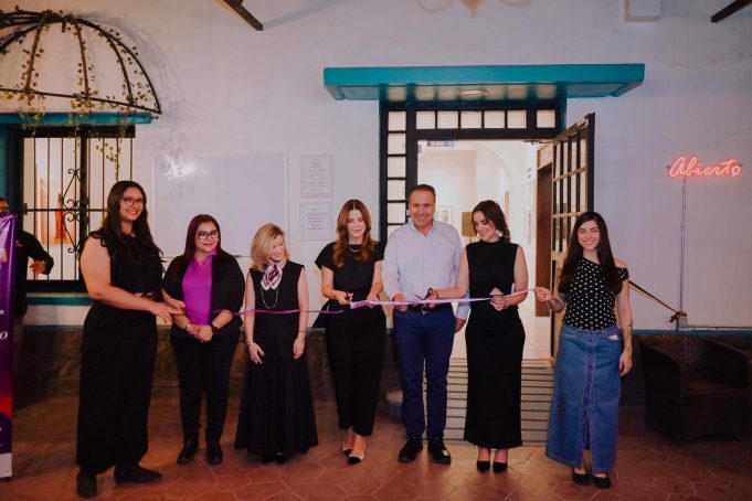 Antonio Astiazarán Gutiérrez anunció la convocatoria Creartística, la cual cierra el 4 de abril de 2026.